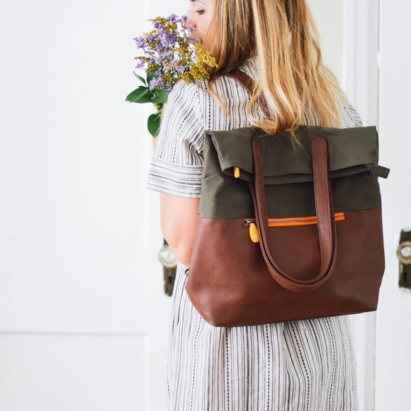 Convertible Backpack Purse with Luggage Sleeve - Gray Tweed/Black main image 10